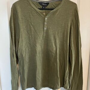 Adam Levine Collection Men's Olive Green Henley Shirt